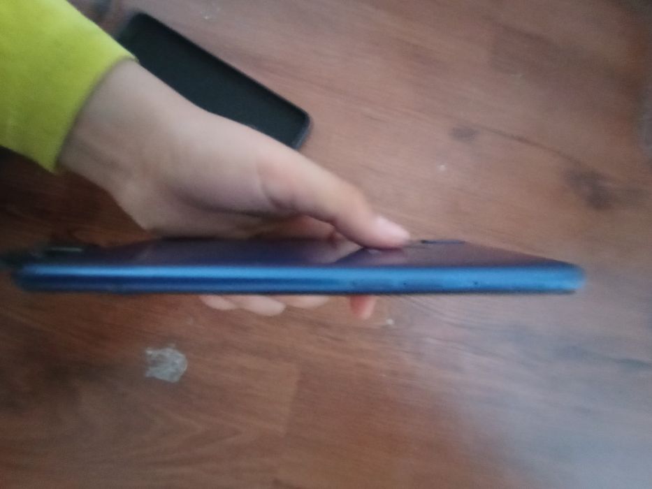 Самсунг а10с 32/2