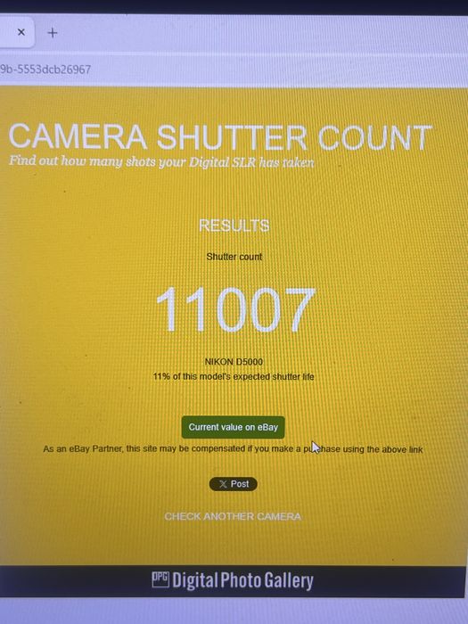 Фотоапарат Nikon D5000 със два обектива и чанта