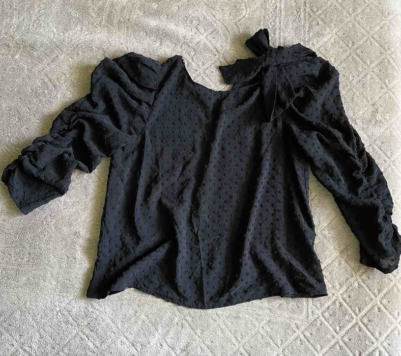 Стилни блузки - Mango, ZARA