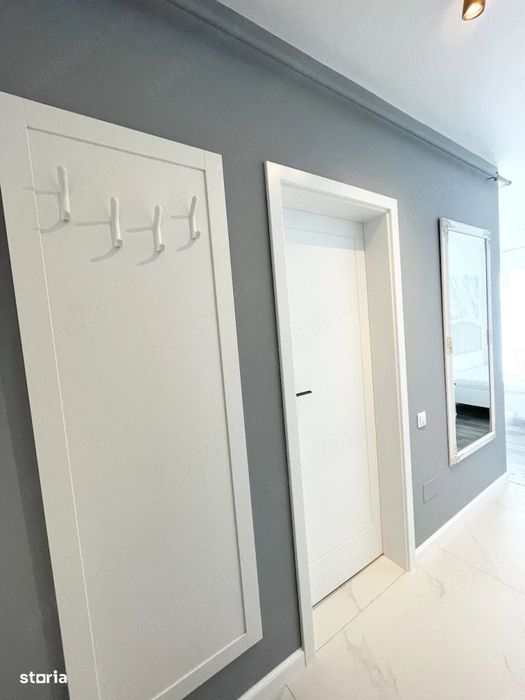 Apartament spatios cu o camera, 38 mp, balcon, zona Teilor