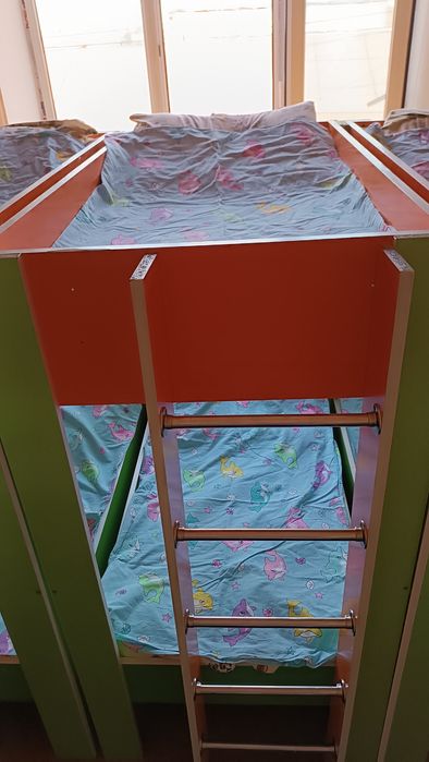 Детская кровать двухъярусная