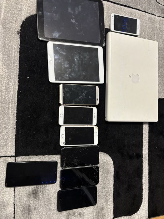 Vand lot iphone tablete laptop