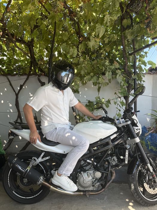 Vând motocicletă Hyosung GT 650 – stare bună, preț negociabil