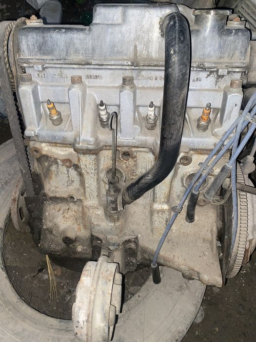 Мотор двигатель девятка