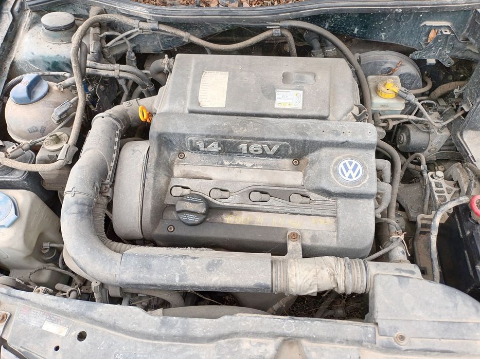 Dezmembrari  VW GOLF 4  1997  > 2006 1.4 16V Benzina