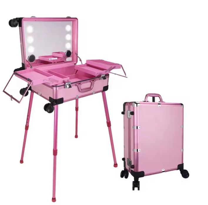Чемодан для макияжа