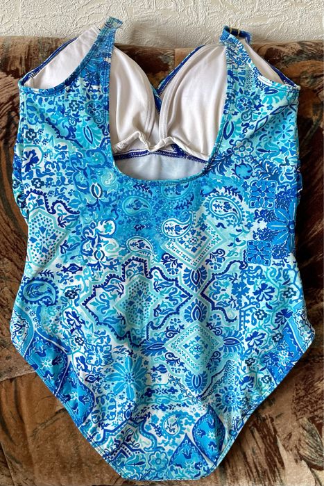 Продам купальник.