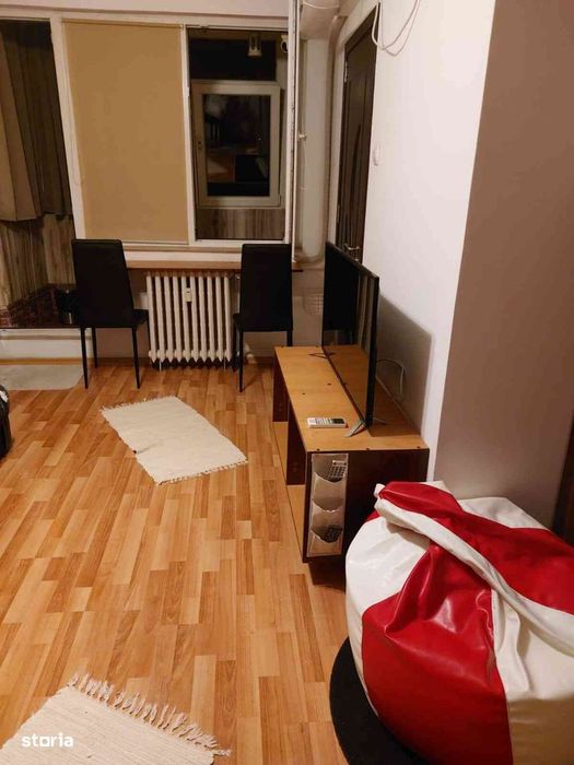 Închiriez garsonieră – Calea Vitan – 400 €/lună
