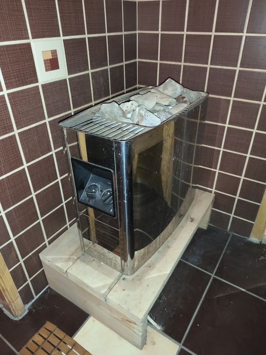 Vând sobă saună electrică