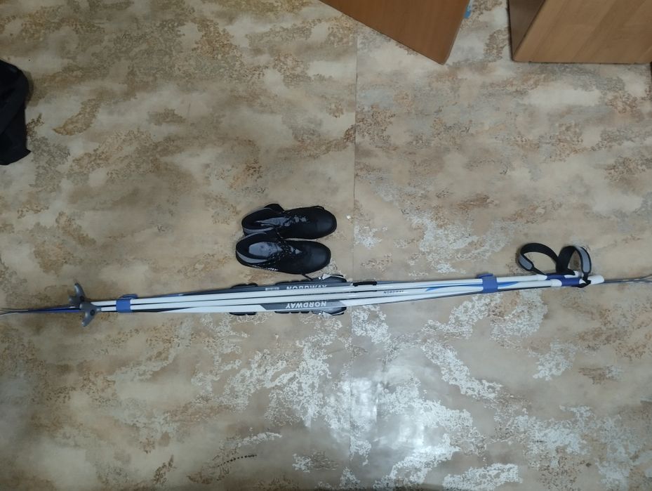 Продам беговой лыжи