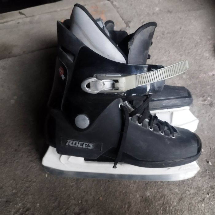 Коньки профессиональные