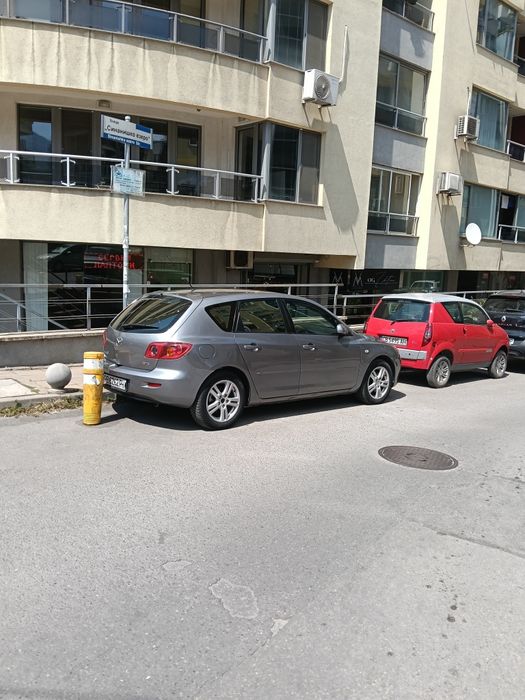 продавам Mazda 3
