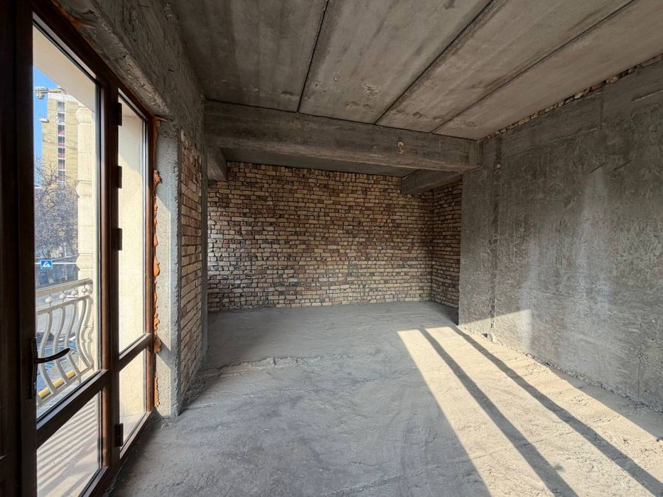 Новостройка ЖК Sayram 2-3 комнатная 2 этаж, 86м2.Коробка.Есть Кадастр