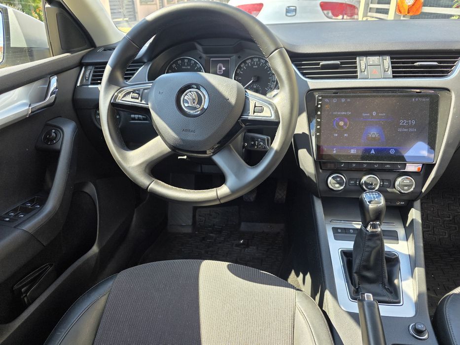 SKODA Octavia 2014 — imagine 3