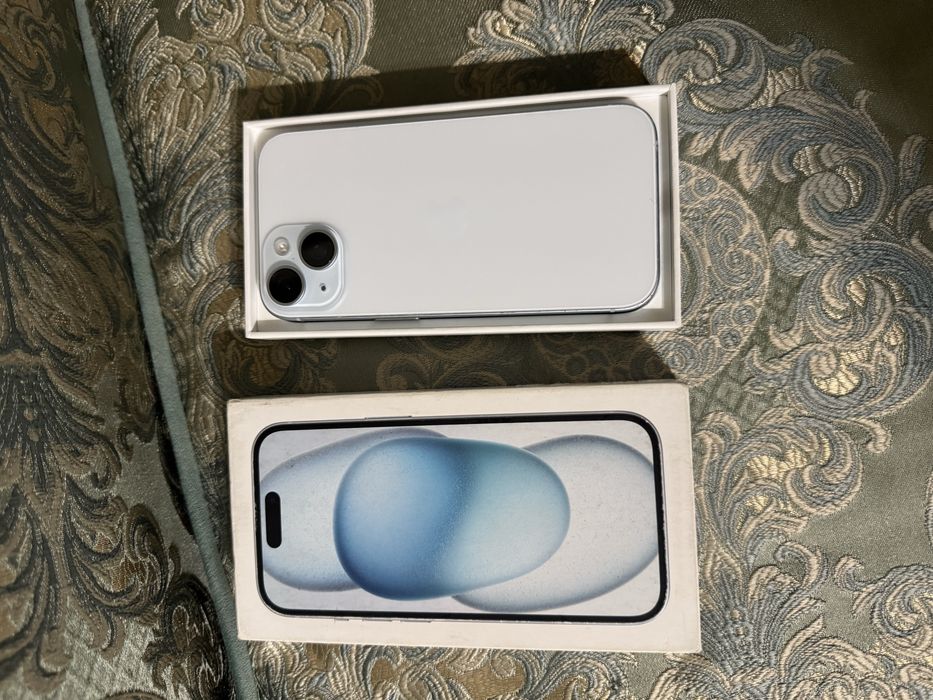 Продам Телефон Айфон 15 128Gb