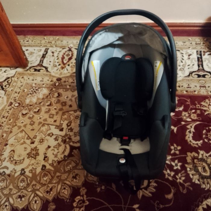 Продаётся фирменный авто люлька USA