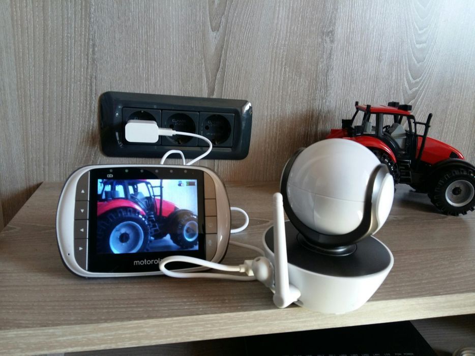 Видео Бебефон Motorola MBP 853 Connect с Wi-Fi