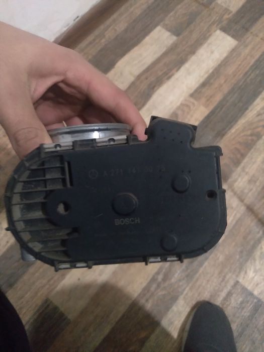 Дроссельная заслонка