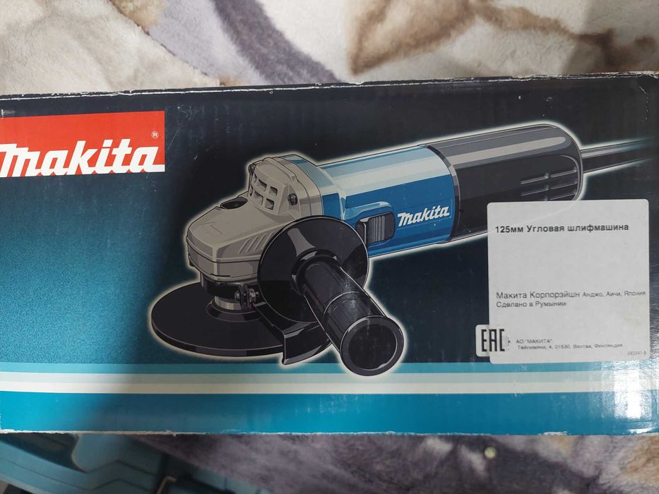 углошлифовальная машина-болгарка MAKITA  9558HN - НОВЫЙ