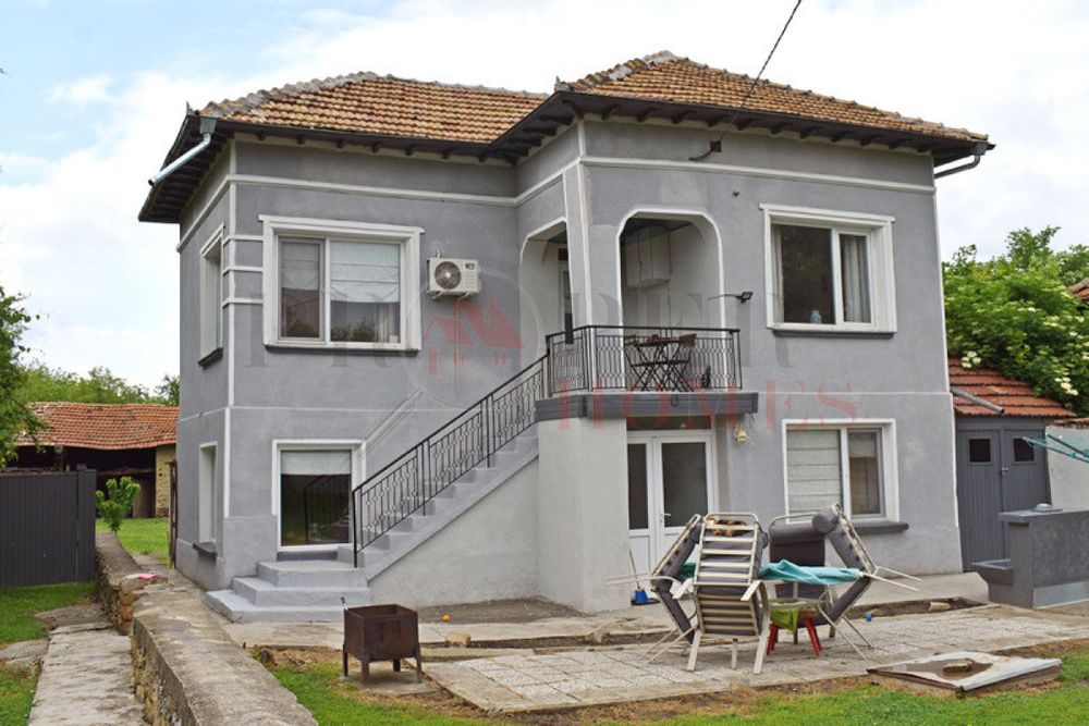 Продава се Къща в с. Стамболово, Област Велико Търново - 150 кв.м за 470 €/кв.м - Снимка #1