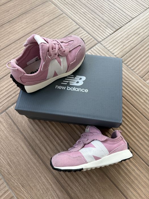 Оригинални детски маратонки New Balance 327, 25 номер