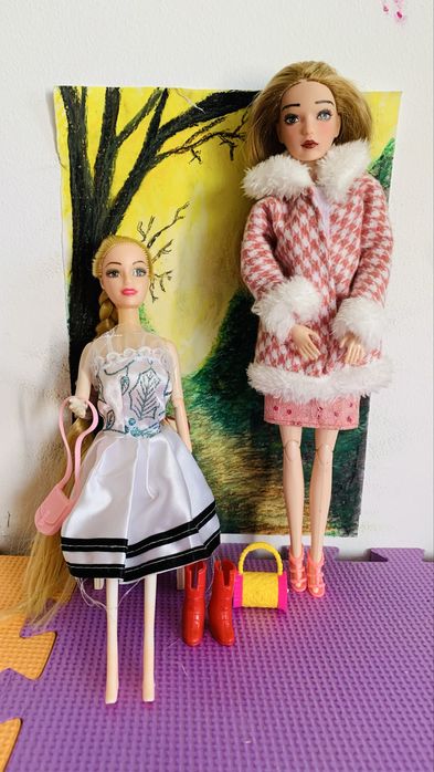 Păpuși, îmbrăcăminte și accesorii