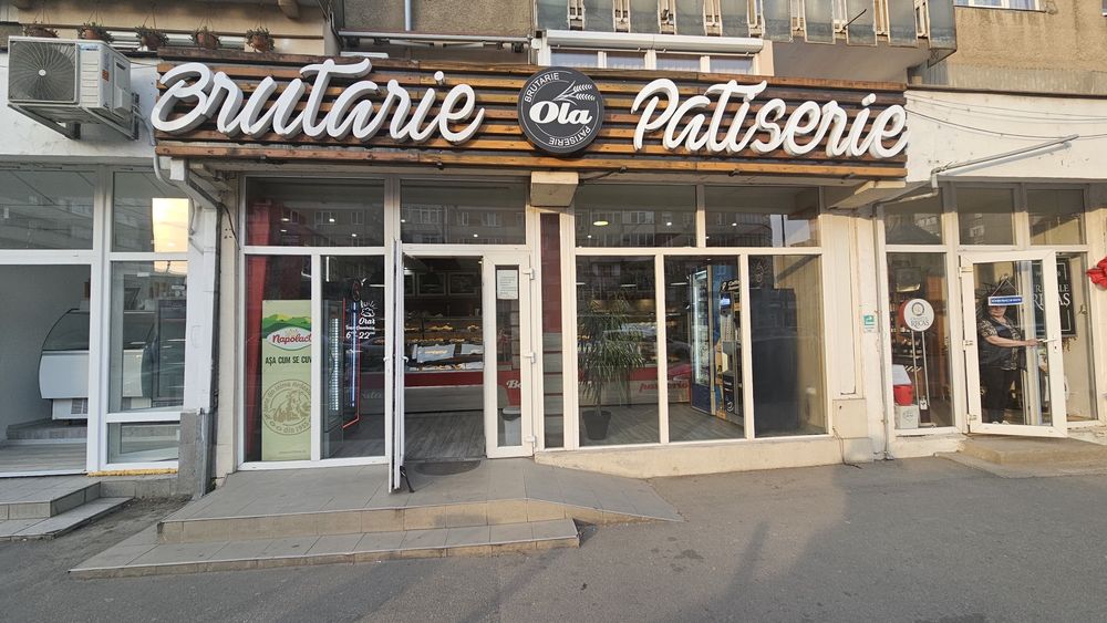 Spatiu comercial 102 mp Nufarul langa Lotus Center vad intens stradal