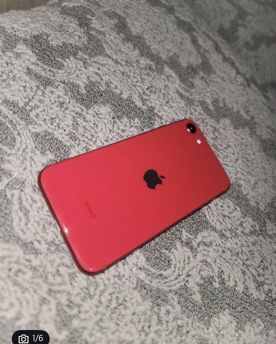 Iphone se 2020 rangi qizil