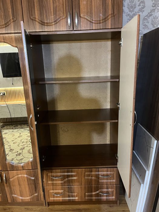 Продам шкаф б/у!