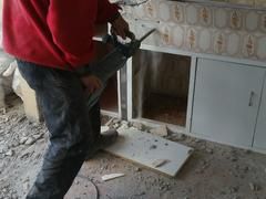 Къртене на бани, стени, врати, Къртач мощен 60 j, 1700w под наем