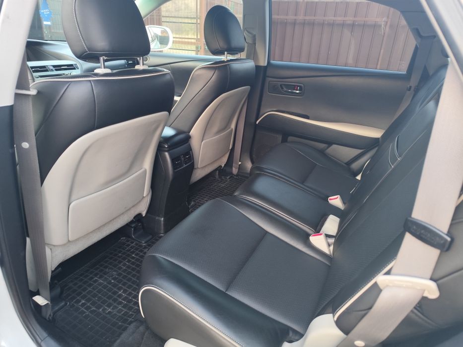 Vând Lexus Rx450h