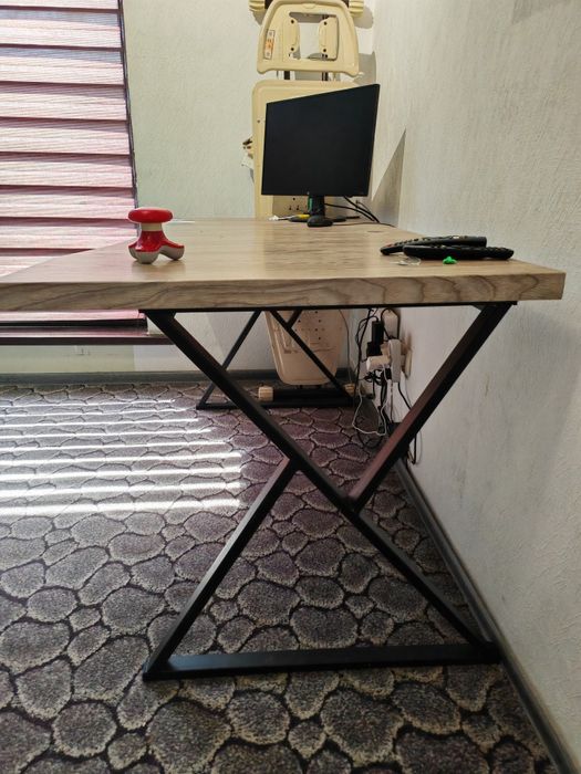 стол, длина 160, высота 78 см