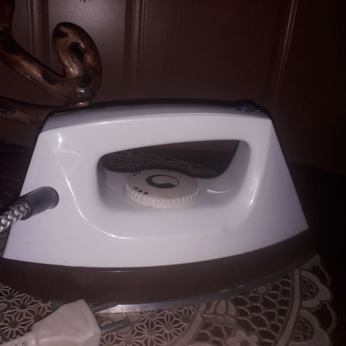 Продам утюг ссср