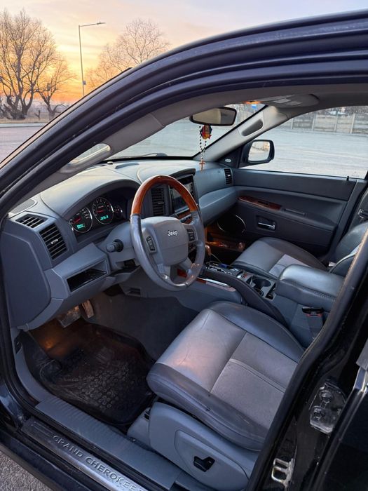 Jeep Grang Cherokee