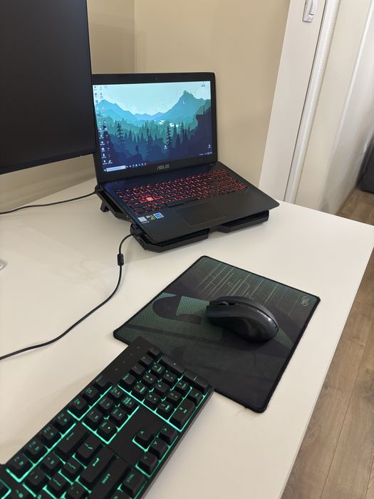 Лаптоп ASUS ROG Strix GL553VD – i7 / GTX 1050 / SSD + HDD / Геймърски