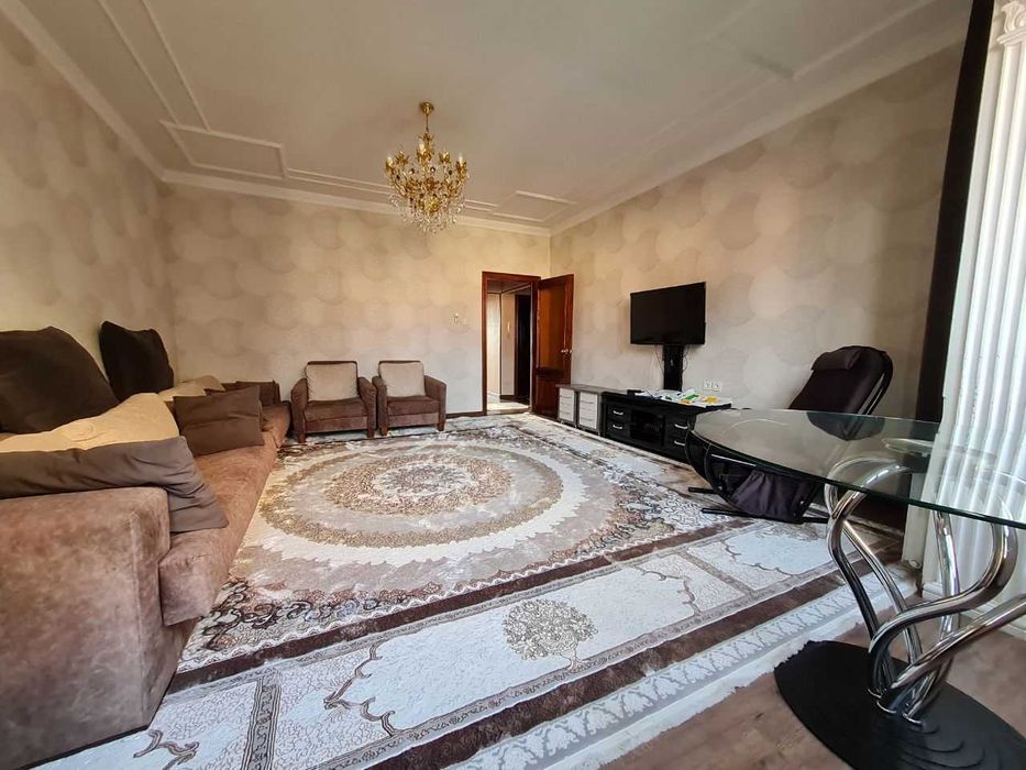 Сдаётся в аренду 3 комнатная 3/7/9 Чехова, метро Ойбек, 60 школа