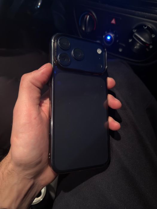 iPhone 17 pro max eSim 256