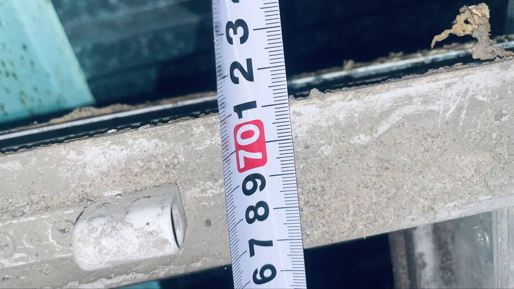 Продам две пластиковые двери