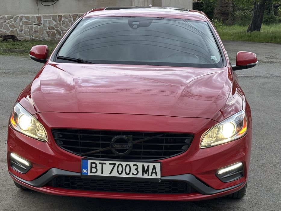Volvo S 60 T5 AWD Dynamic 250 к.с. 2017 год.