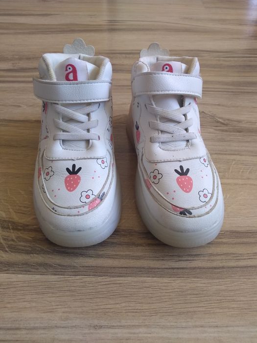 Детски боти 30 номер