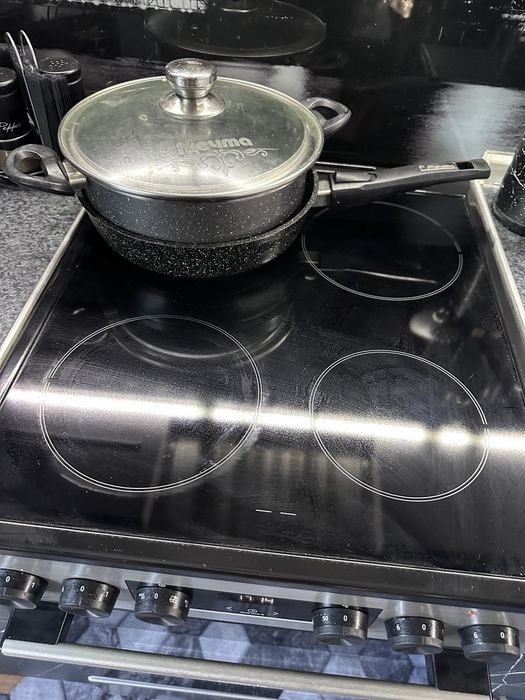 Продам плиту стеклокерамика Gorenje