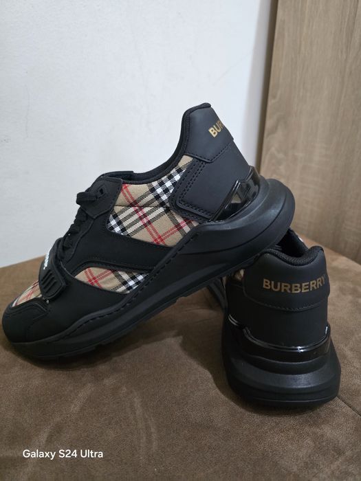 Обувки за продан