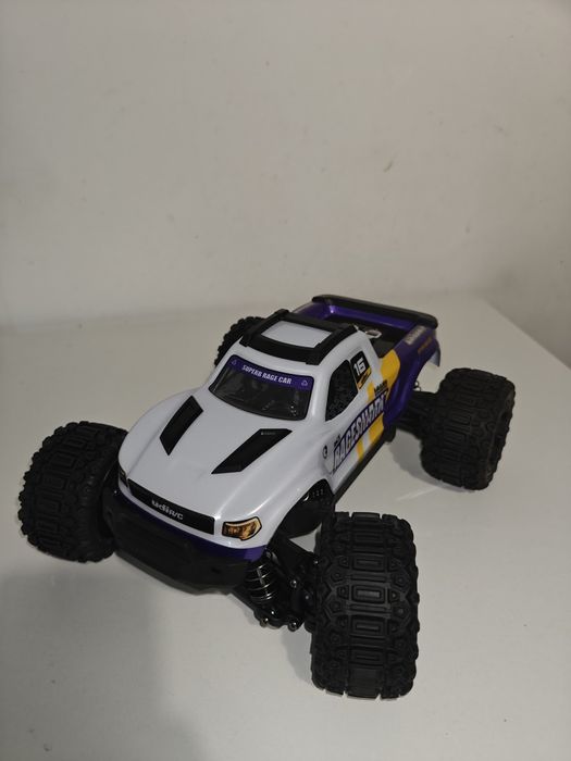 Automodel masinuta cu telecomanda Udirc Rageshark  nou, sigilat