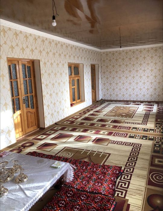 Uchastka sotiladi uy srochniy narxlada arzon