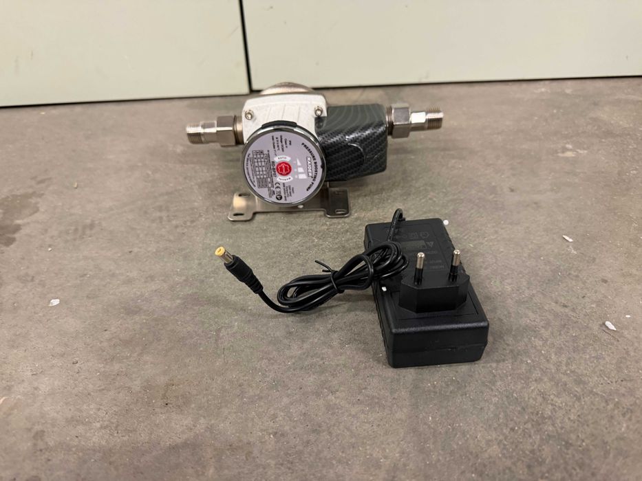 070164	Бустер помпа 85W 1" 32L/min 18m RD-BP57