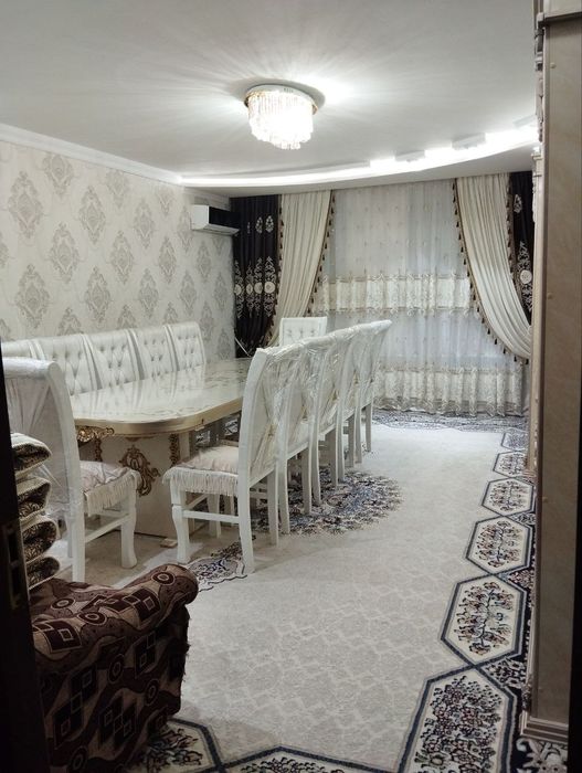 Срочно продаётся 3-х комнатная квартира + подвал