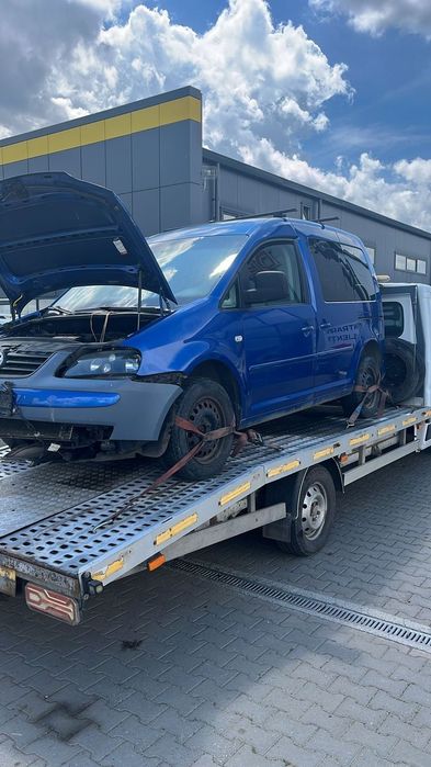 Dezmembram Volkswagen Caddy 1.6 benzina 8 valve din 2008