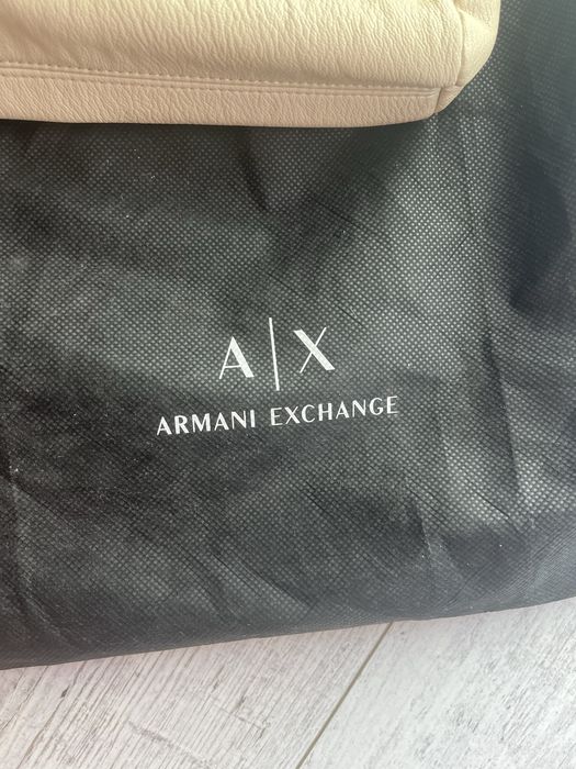 Дамска чанта Armani Exchange с професионална торбичка