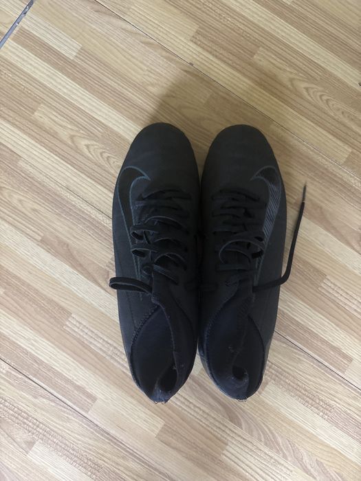 Ghete de fotbal nike pentru COPII