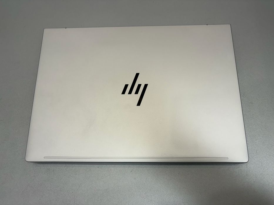 Laptop Hp EliteBook 6 G1a, 14”, AMD Ryzen 7 250w/Radeon 780M Graphics, SSD 512, RAM 16GB